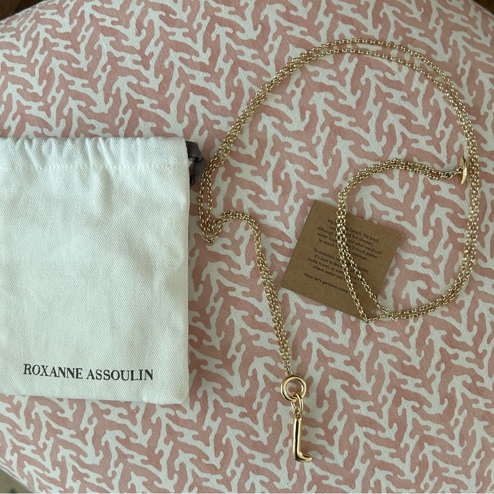 Roxanne Assoulin The Puffy initial necklace- “l”